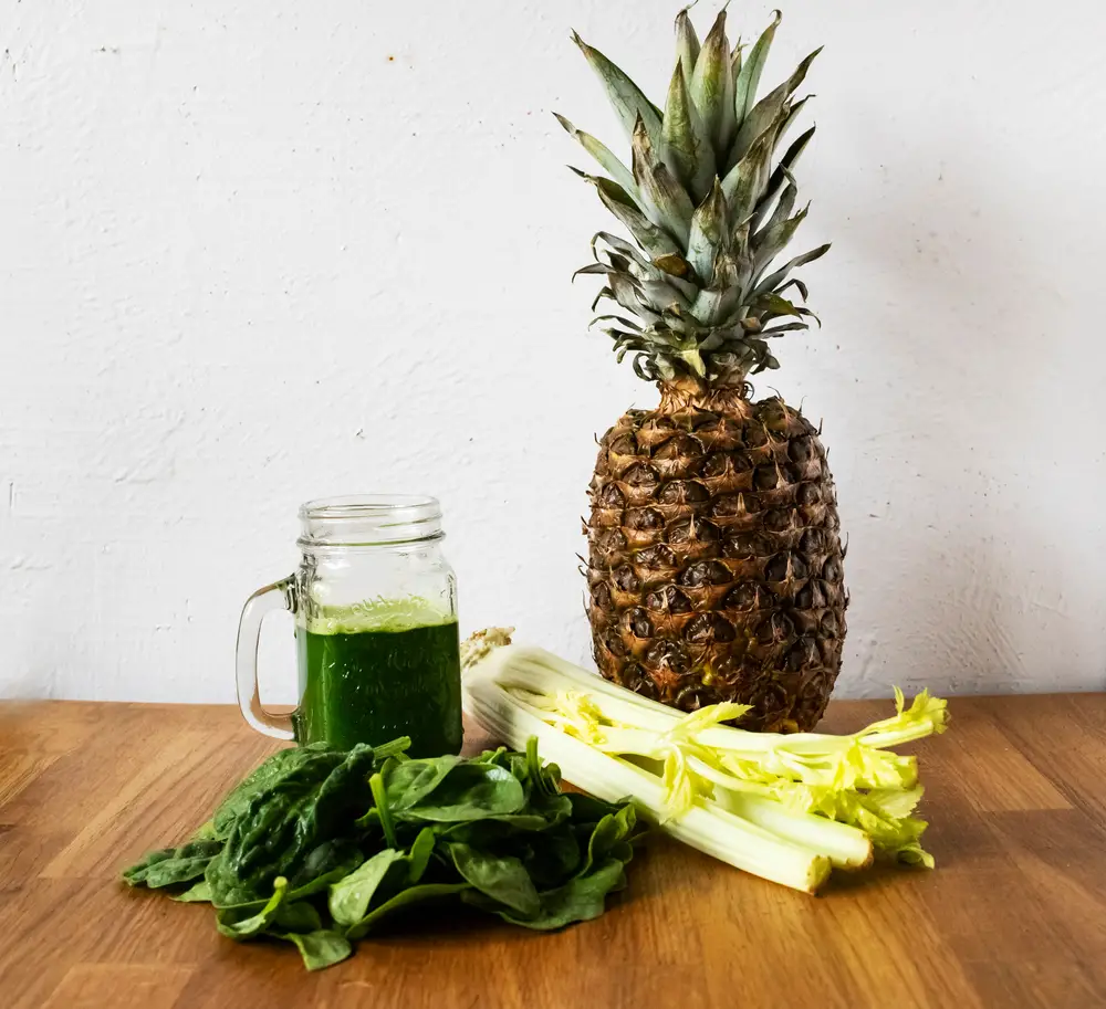 Pineapple and Spinach Smoothie