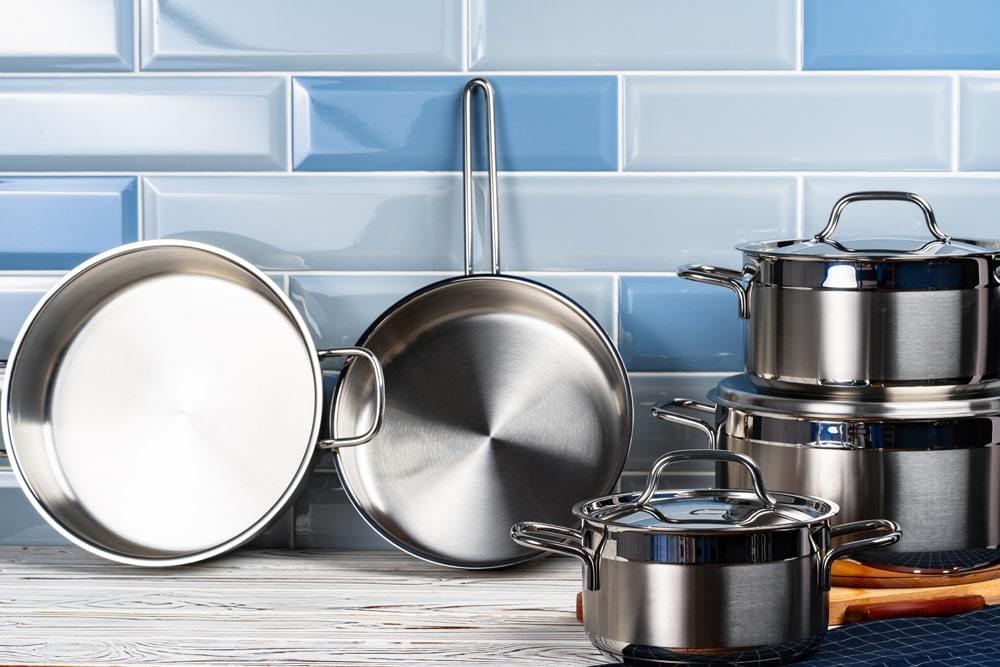 Common Problems With Old Aluminum Cookware