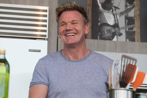 What cookware does Gordon Ramsay use